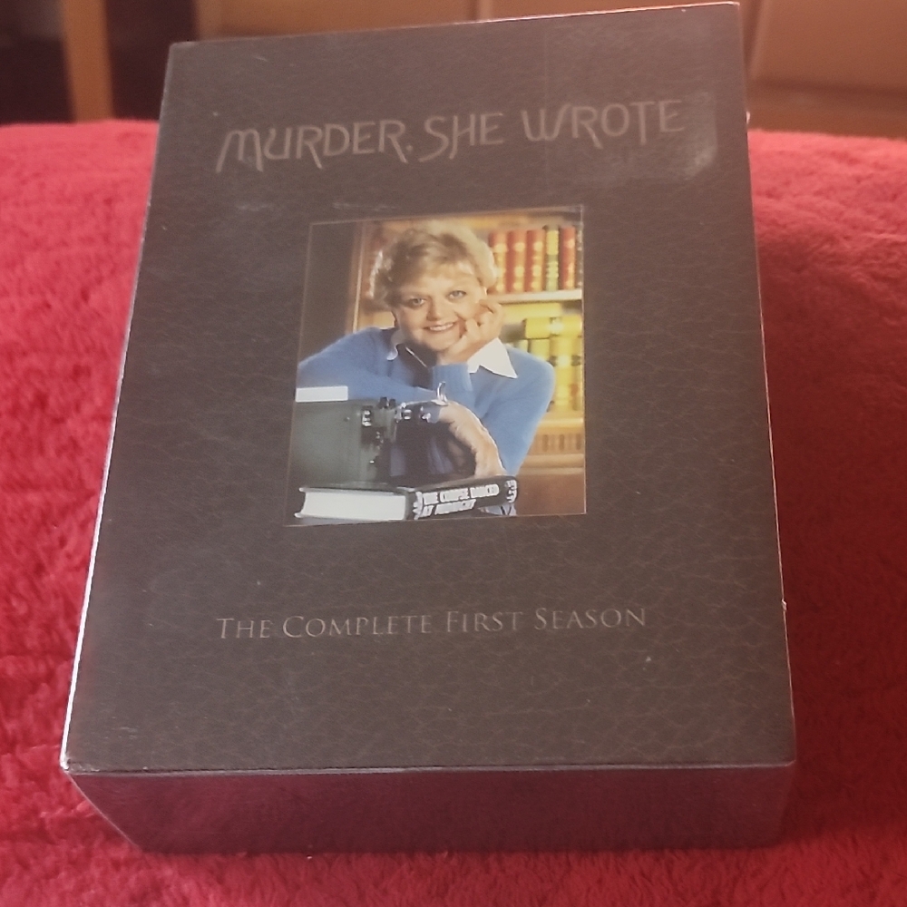 Murder, She Wrote: The Complete First Season DVD Box Set